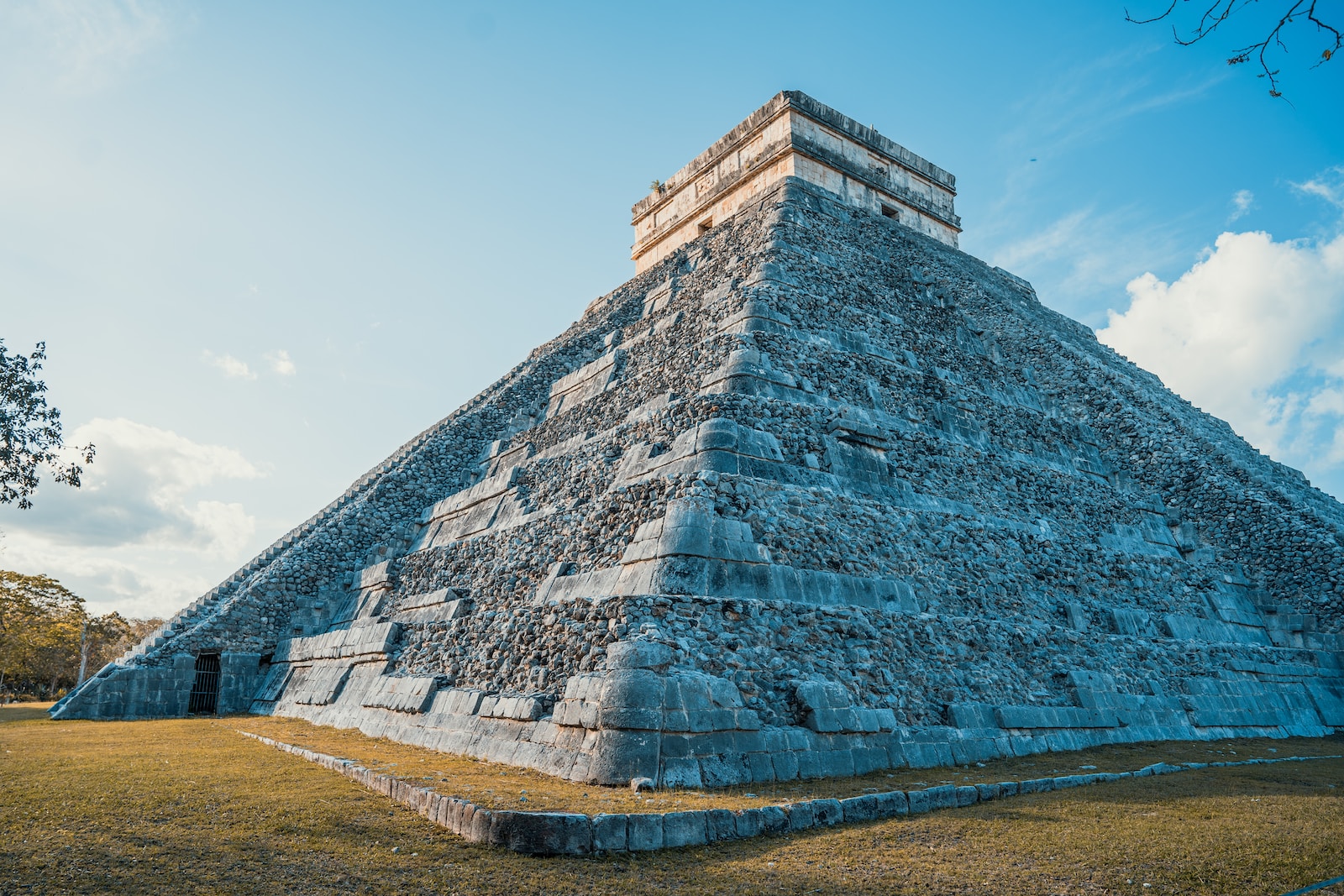 Pirámides mesoamericanas
