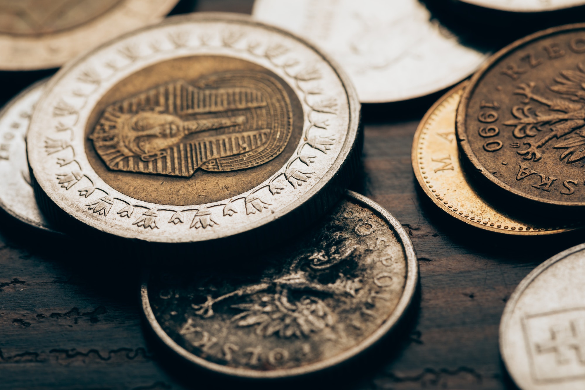 Moneda egipcia. Foto por Envato.