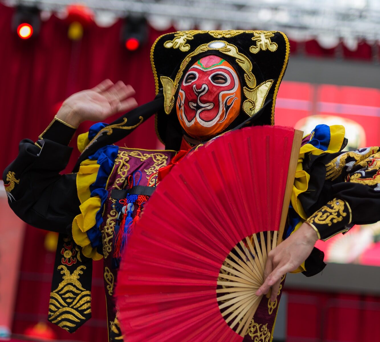 Máscaras Chinas. Foto por Envato.